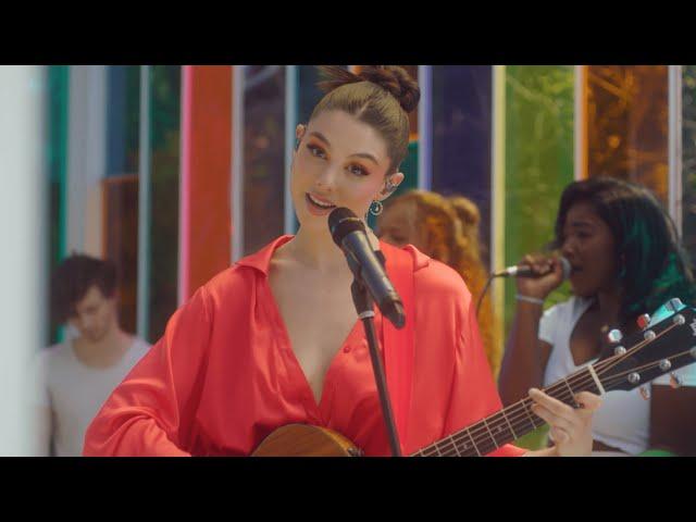 Kira Kosarin - mood ring [Official Live Performance]