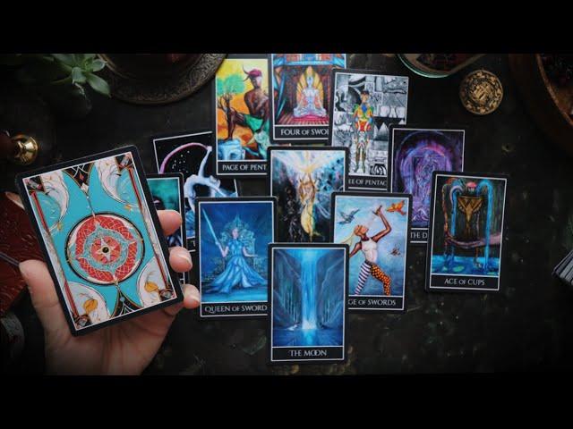 The Shapeshifting Tarot // Brain Tickling and I'M INTO IT