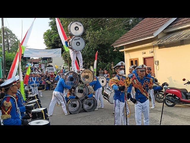 Display Keren Marching Band Chondro di Kajen