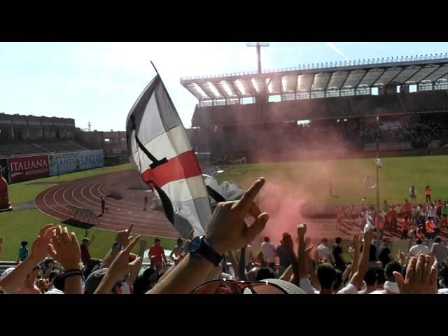 Biancoscudati Padova - Altovicentino 10.05.2015 ( Ultras Padova Tribuna Fattori )