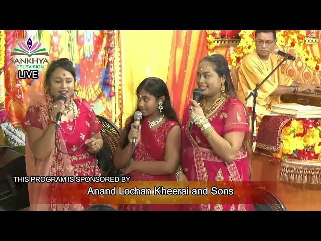 Mr & Mrs Anand Kheerai Final Night Ramayana Yagna offi Pt Abhedanand Persad Sharma