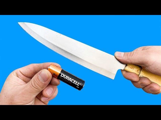 KNIFE Like Razor Sharp! Sharpen Any Knife in 1 Minute with an Old Battery