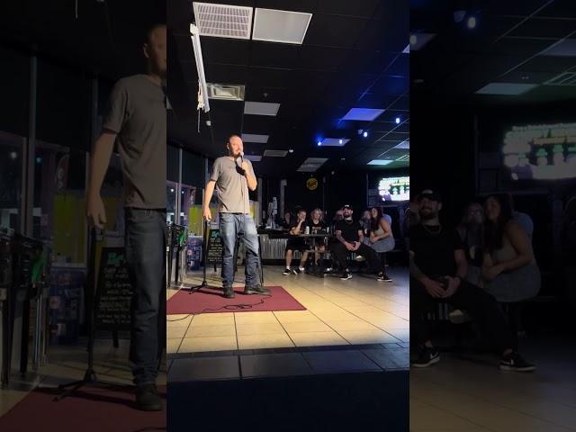 Luke neumann doing comedy @ the brewtique bottle shop in cedar park, tx
