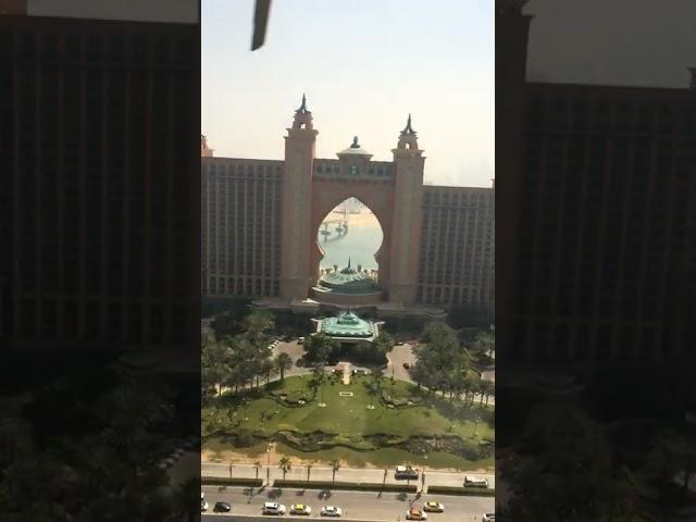 Helicopter Ride Tour Dubai Helicopter Taking Off In Dubai See Atlantis Hotel Resort Dubai The Palm