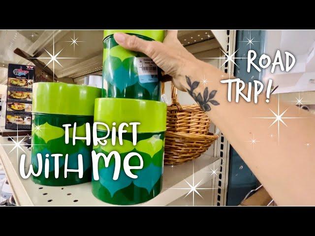 Thrift With Me | ROAD TRIP! Old School Thrifting | 3 Towns 5 Thrift Stores | Booth Restock 