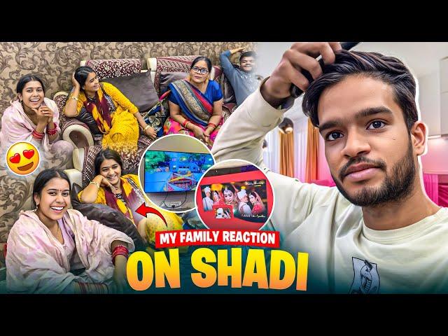 Family ke sath Dekhi Shadi ki photos and videos 