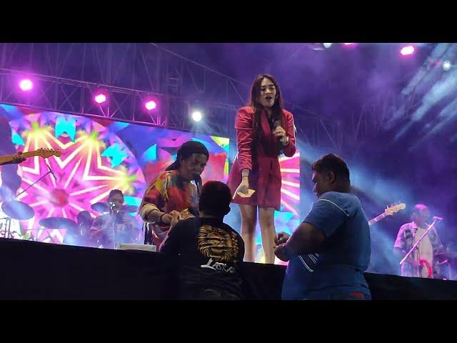 ROMI DAN YULI - AUREL OKTAVIA Feat SHODIQ - NEW MONATA - LIVE PERFORM AT PASAR BANGGI REMBANG 2024