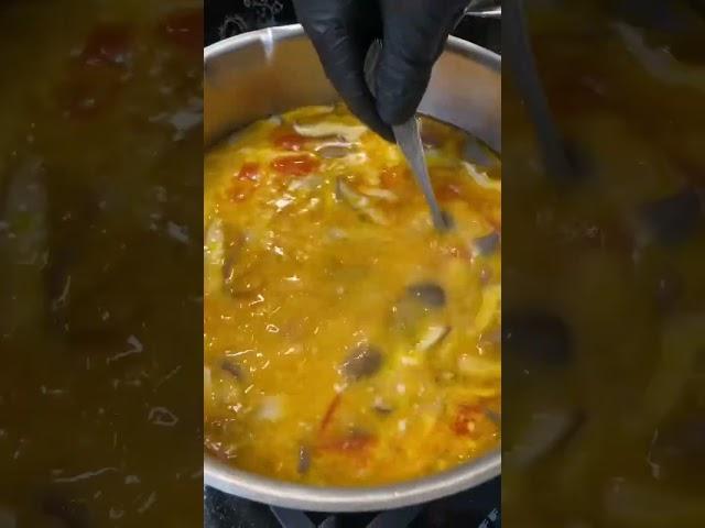 Том Ям с креветками