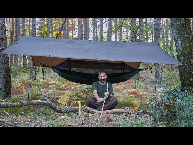 Bushcraft solo wild camping, making adjustable lantern stand...