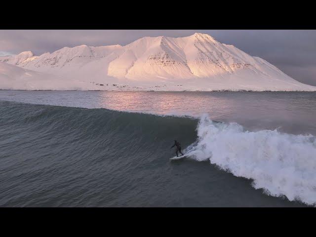 Perfect Arctic Surf 8ft @ 14 Seconds w/ Offshore Wind in Iceland