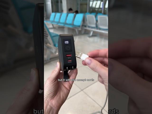 The ONE thing I NEVER travel without ️⁠ ⁠ Raise your hand if your phone battery is always DYING at