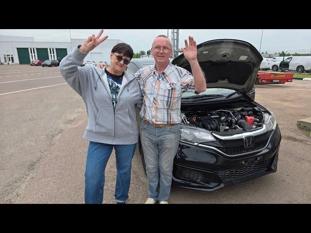 Honda Fit 2018 купили под заказ с аукциона Японии через Правый руль БиБи / Получение авто в Москве