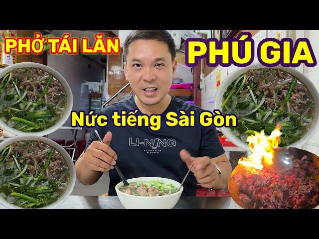 PHỞ PHÚ GIA KHÔNG RAU GIÁ VẪN MÊ HOẶC NGƯỜI SÀI GÒN || Nick Nguyen