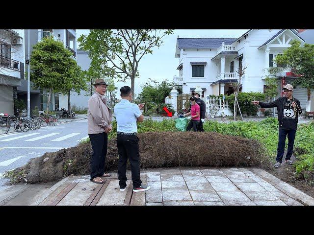 The director and the neighbours sneered when we cleared the footpath in front of his house.