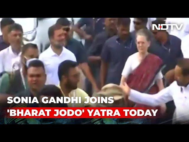 Sonia Gandhi Joins Congress's 'Bharat Jodo Yatra', Rahul Gandhi With Her