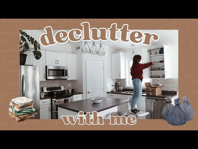 DECLUTTER WITH ME! ️ the decluttering and cleaning is in full swing here!