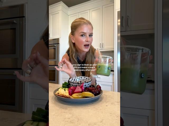 comment what I should add on the next one!! #healthysnacks #alliessnackplate #afternoonsnack #grwm