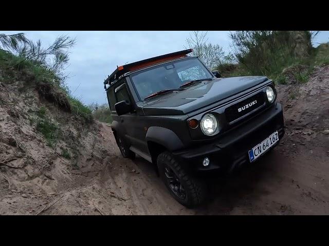 Suzuki Jimny JB74 flexing