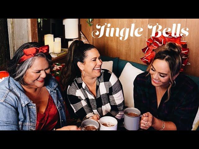 Kimié Miner, Paula Fuga, Ana Vee & Jake Shimabukuro - Jingle Bells (Official Music Video)