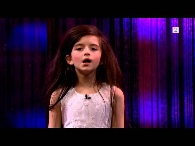 Amazing seven year old sings Fly Me To The Moon (Angelina Jordan) on Senkveld "The Late Show"