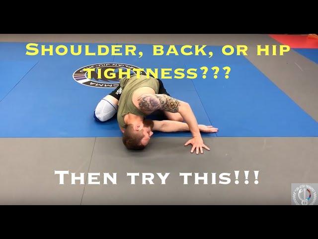 Get A Stretch From The Shoulders To The Hips With This Mobility Sequence