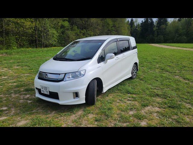 Honda Freed Spike. Самый полный обзор от А до Я. Такого вам другие не расскажут. Топовый микровэн.