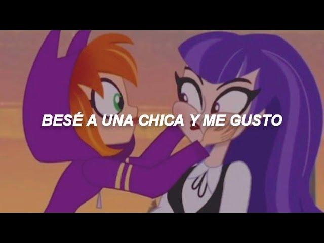 "Besé a una chica y me gustó"