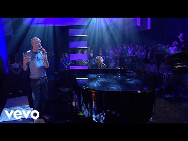 R.E.M. - Nightswimming (Later… with Jools Holland on BBC1, 14 October 2003)