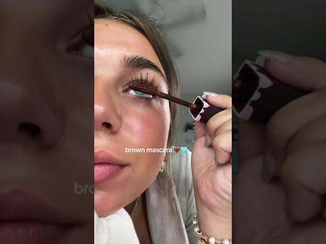 BROWN MASCARA