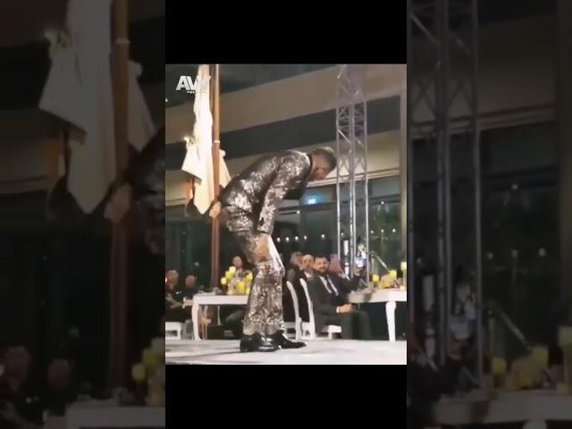 سقوط محمد رمضان على المسرح فى دبي