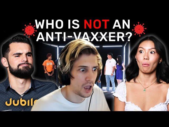 xQc Reacts to 5 Anti-Vaxxers vs 2 Fakes | Odd One Out