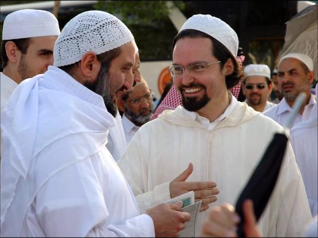 Muslim Belief is Quran is Uncreated Word of God - Shaykh Hamza Yusuf