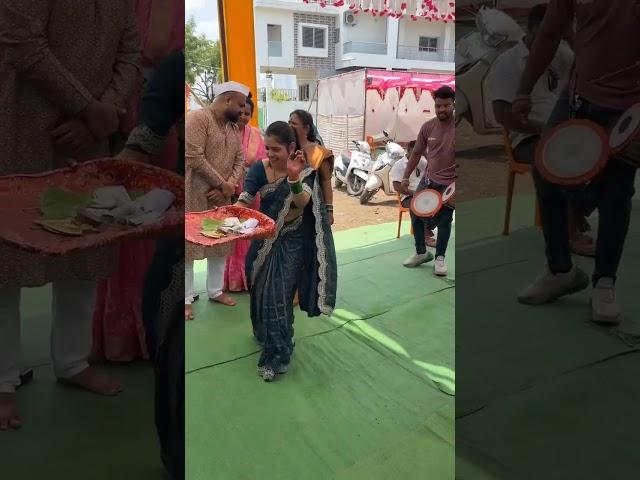 Khandeshi haldi Tak Nachv ne #song #marathi #music #love #explore #songstatus #khandeshi #king300