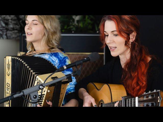 Vincent (Starry, Starry Night) - MonaLisa Twins (Don McLean Cover) // MLT Club Duo Session