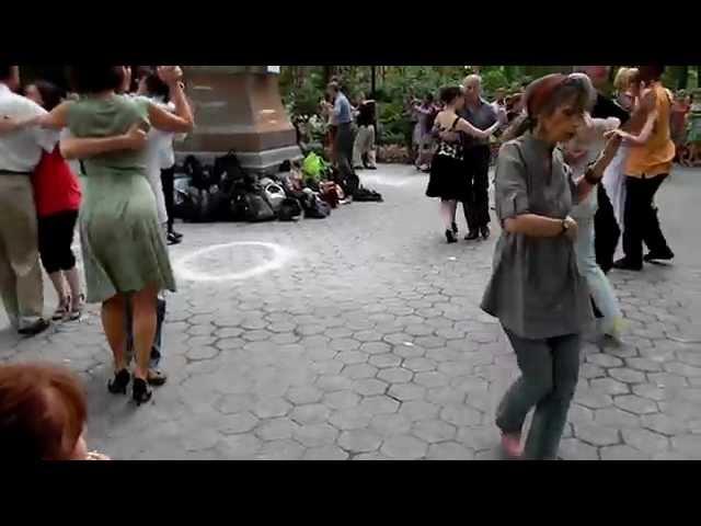 Tango Central Park