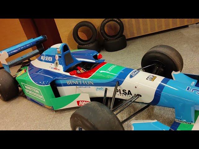 Michael Schumacher 30 Years Old F1 Car (F1 Benetton Ford B194)