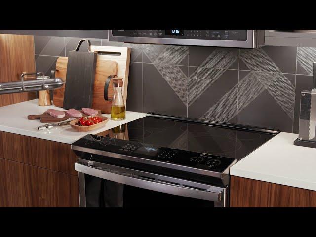 GE Profile Electric Range – Two 8” Sync Burners