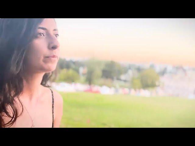 Sentirte Lejana - Mónica Ferreira (Video Oficial)