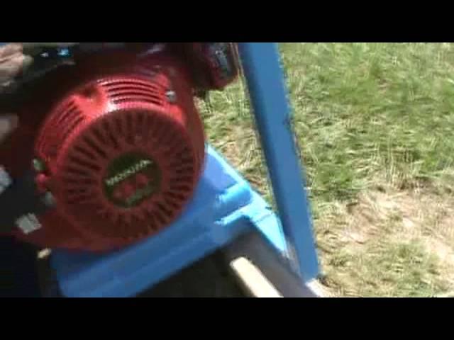 2015 Harper Goossen SB1300 Straw Blower 13 HP Honda Like New For Sale