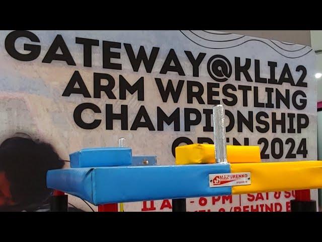 Armwrestling Gateway@KLIA2 right hand P2