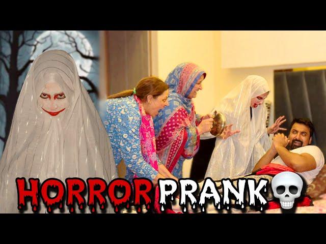 Horror Prank On Jawad || Jawad Dar Ky Kamry Sy Bahar Bhag Gye