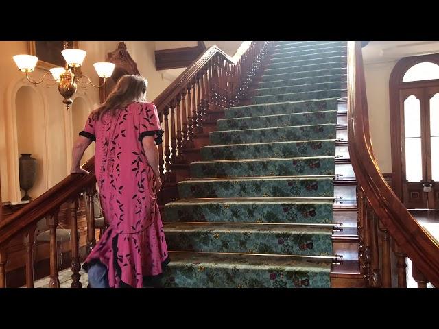 Learn About Hawaii's Iolani Palace