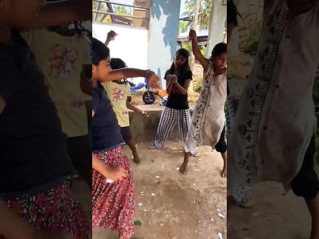 Njangalkkum kalikande poorathinu #shortsvideo #viral #trending