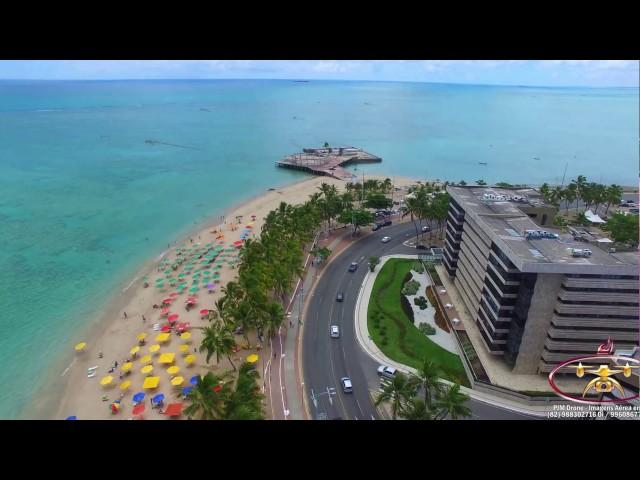 A Belíssima Orla de Maceió -AL - Vista de cima em 4K.