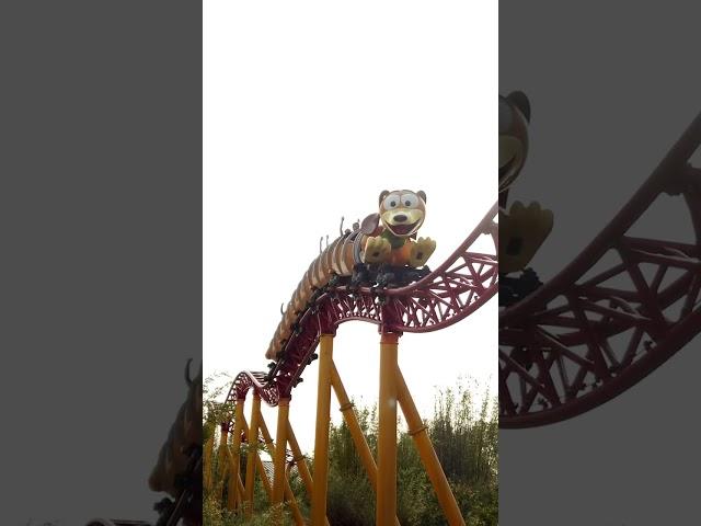  Slinky Dog Dash Roller Coaster