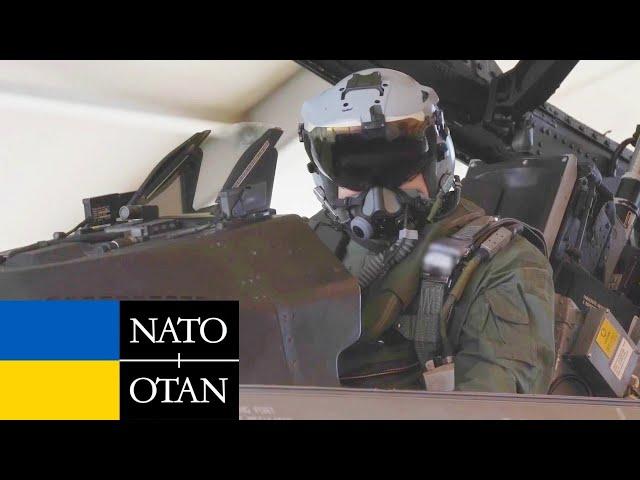 NATO. Ukrainian pilots train on F-16 fighter jets in Denmark.