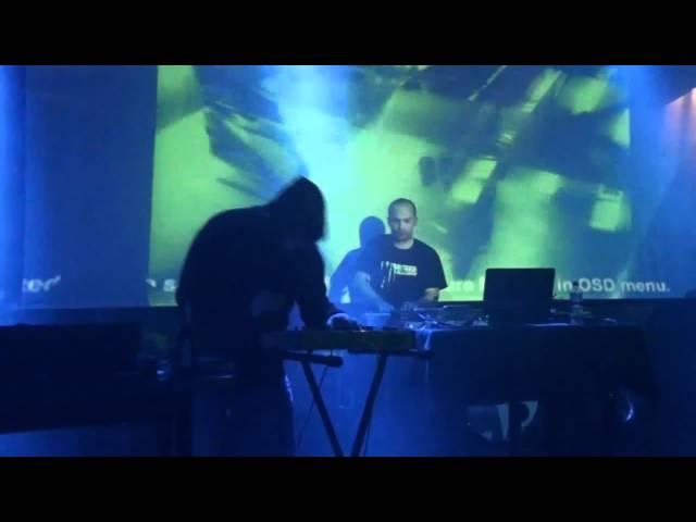 Klangstabil - Love Has Too Much Audience [feat. Daniel Myer] (live @ Planet Myer Day 9)