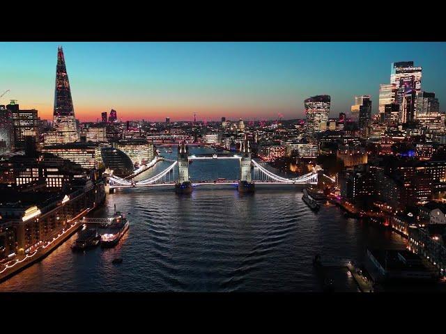 London Tower Bridge  |  DRONE DJI Mini 4 Pro at NIGHT !