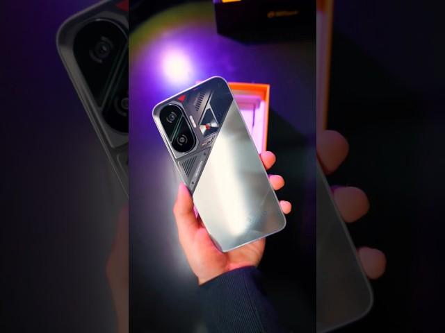 Unboxing the POCO F7 in Cyber Silver!
