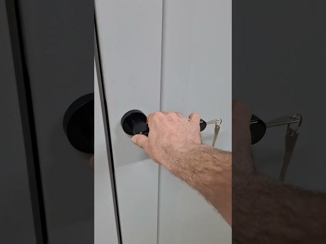 Ручка smart lock для межкомнатных дверей #дверикубани #двери #смартзамки #смартручки #биометрия
